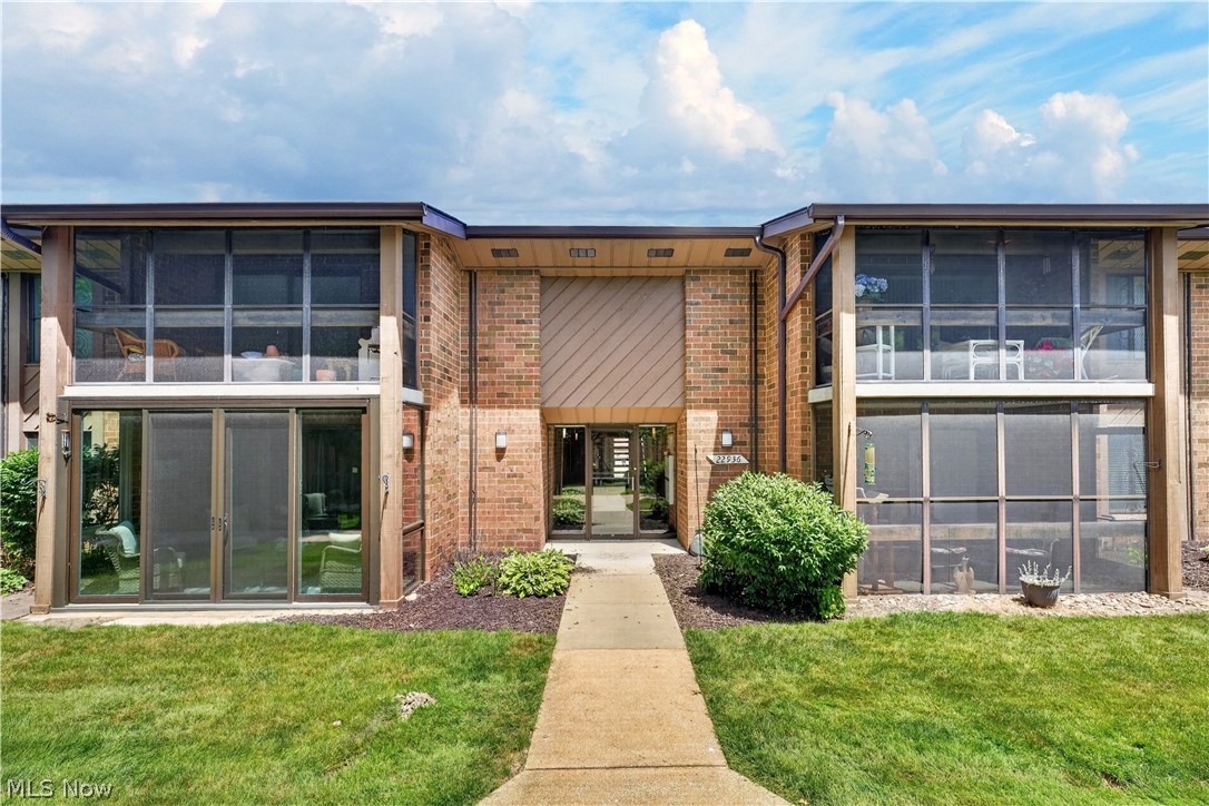 Great opportunity to own a well kept Old Orchard condo. Spacious living room, comfortable dining space, nice kitchen with breakfast bar and electric range. Large bedroom with generous closet space. Updated HVAC and recently replaced patio windows/sliding doors. One garage space, storage locker on second floor, gorgeous community pool and pavilion! Minutes to the Metroparks, Great Northern, Hopkins, I-480, I-71 & and easy access to Downtown!