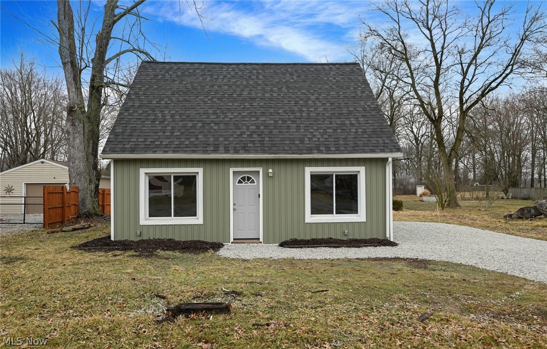 Charming and move-in ready, this darling Cape Cod offers 3 bedrooms and 1 full bath, situated on a spacious 3/4-acre lot in Springfield Township. Updates throughout include new flooring, carpet, fresh paint, new appliances, new roof,  new furnace, new tankless hot water tank as well as a new well pump and water softener giving you peace of mind for years to come. Enjoy the perfect blend of charm, modern updates, and convenience with an ideal location close to shopping, dining, and everyday amenities. Inspection has been done and all repairs made.
