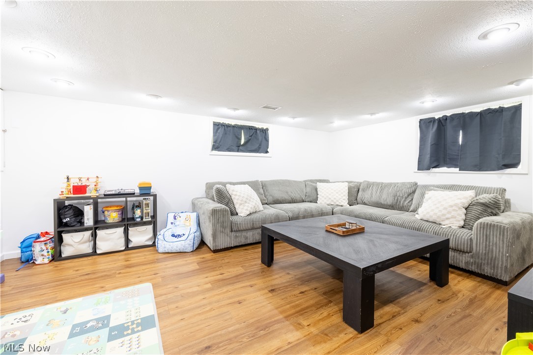 Breezewood - Residential