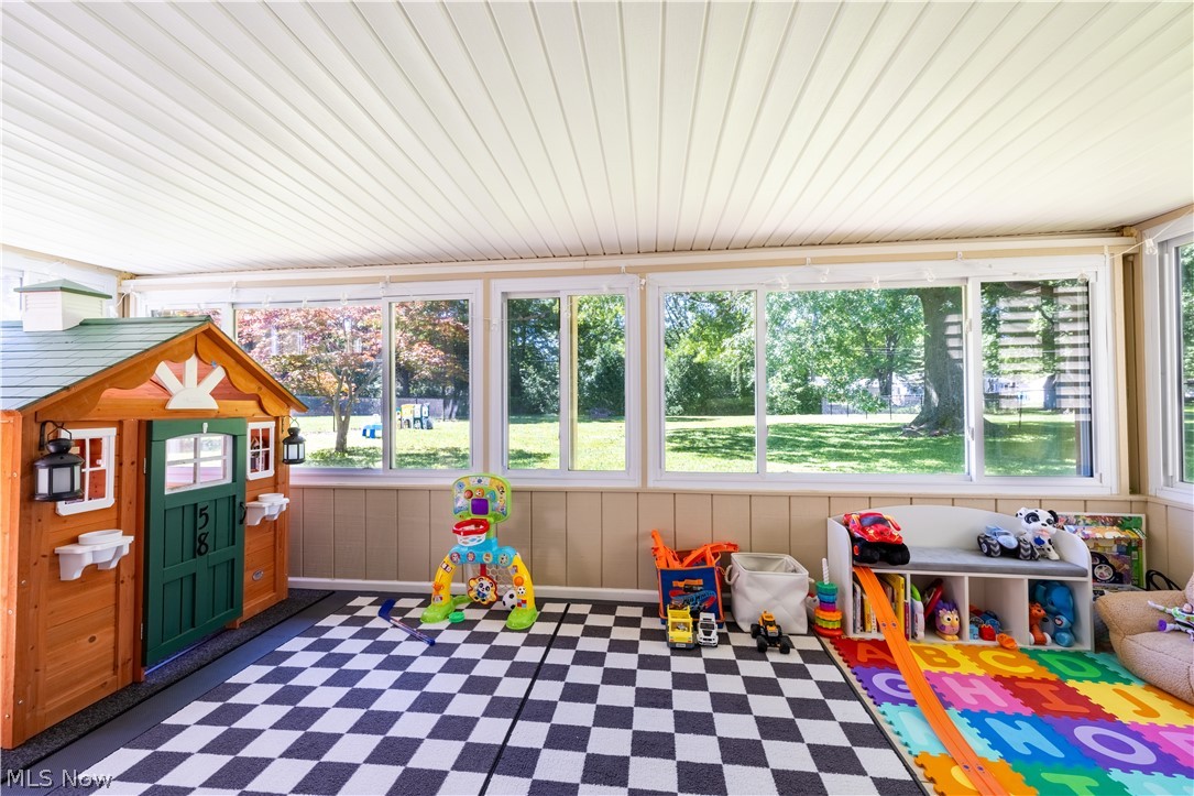 Breezewood - Residential