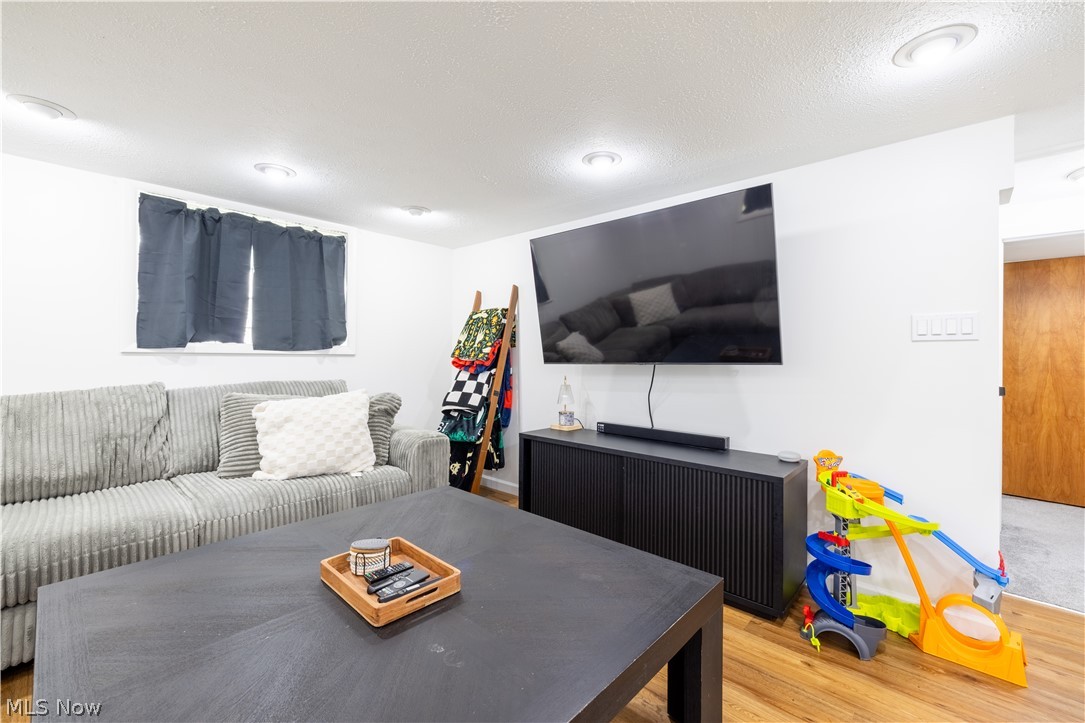 Breezewood - Residential