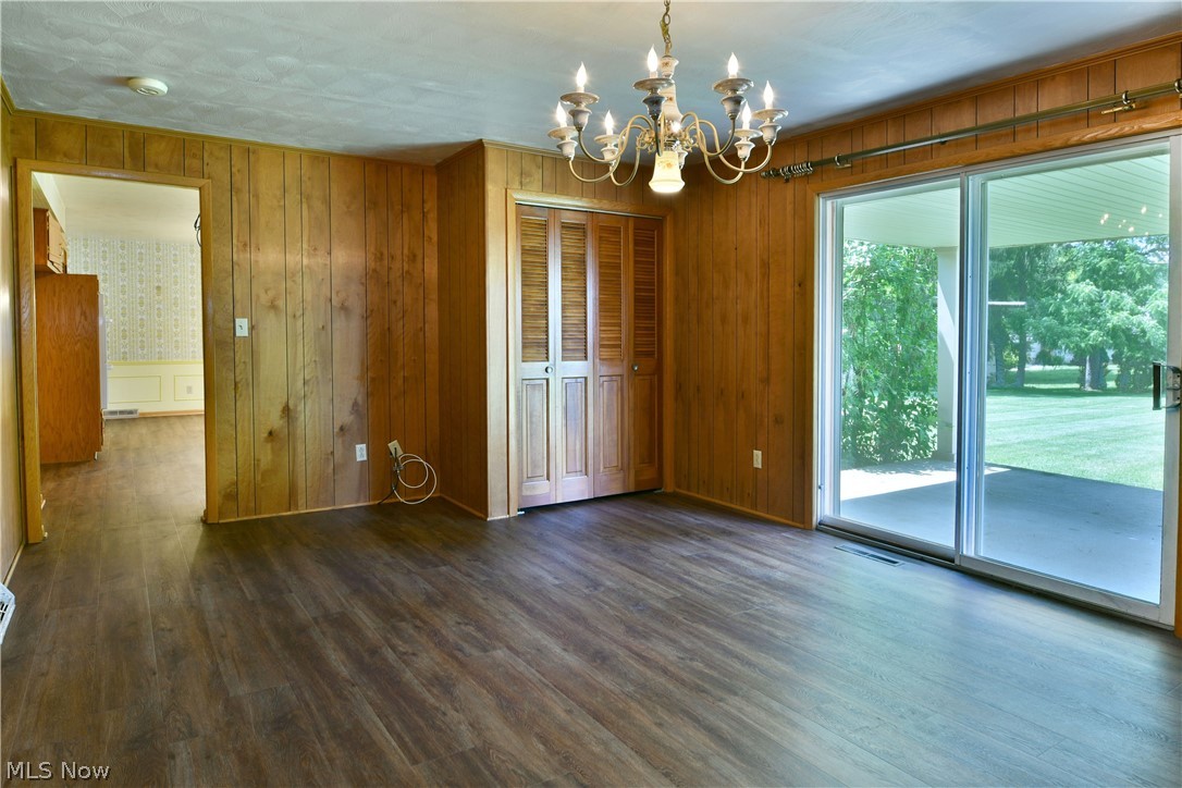 Applewood Acres - Residential