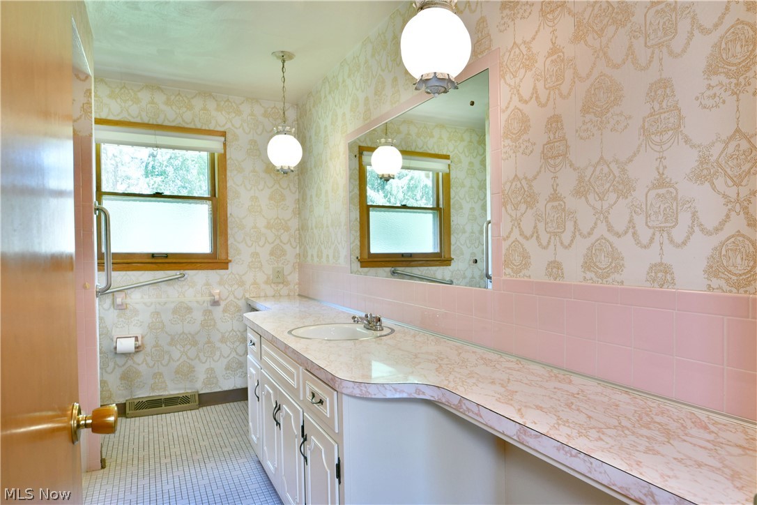 Applewood Acres - Residential