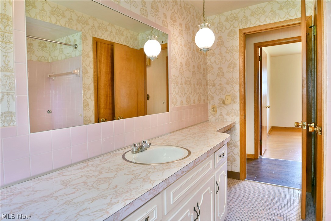 Applewood Acres - Residential