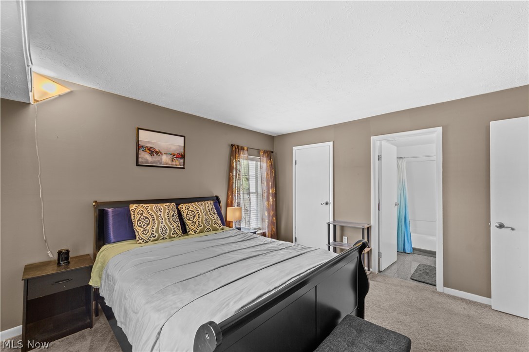 King James South Danford Squar - Residential