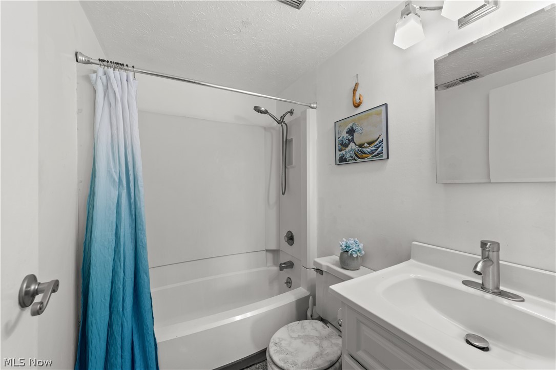 King James South Danford Squar - Residential
