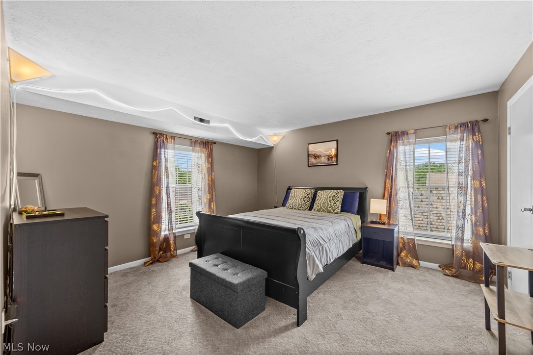 King James South Danford Squar - Residential