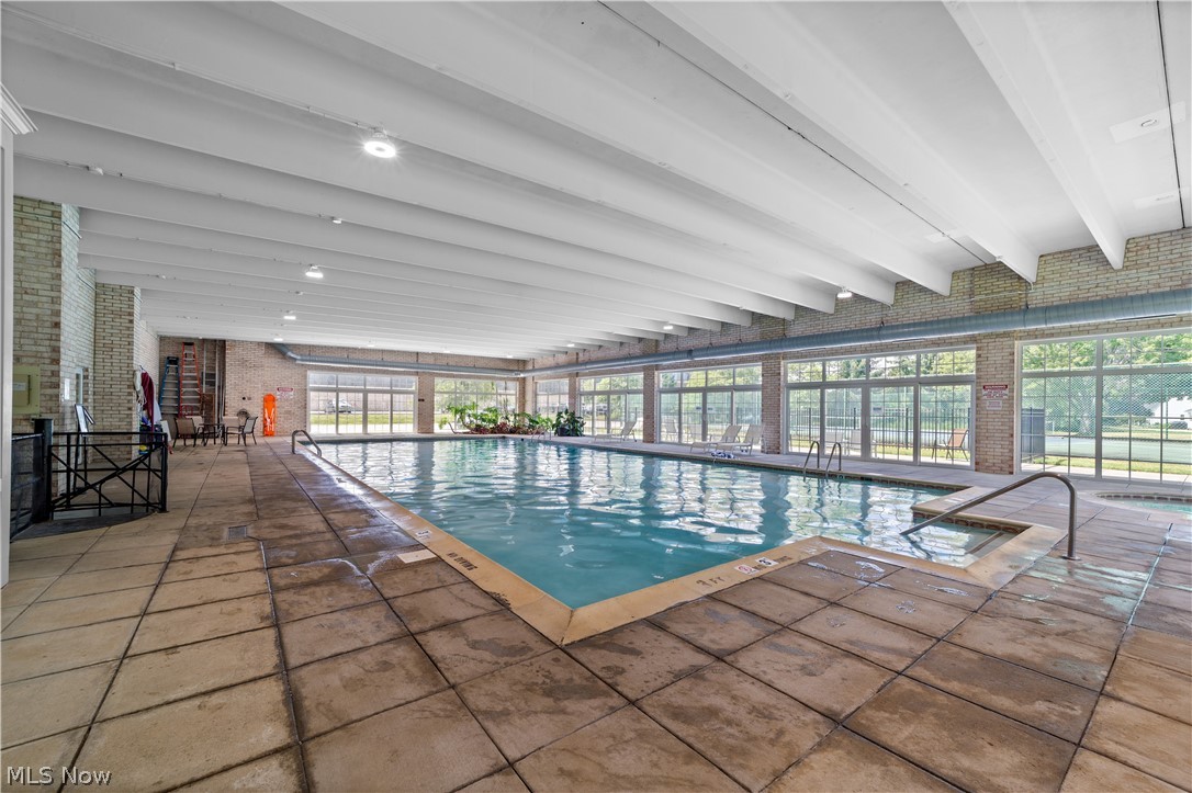 King James South Danford Squar - Residential