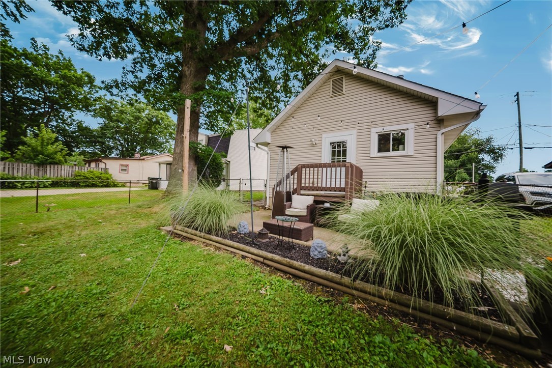 Mentor Manor - Residential