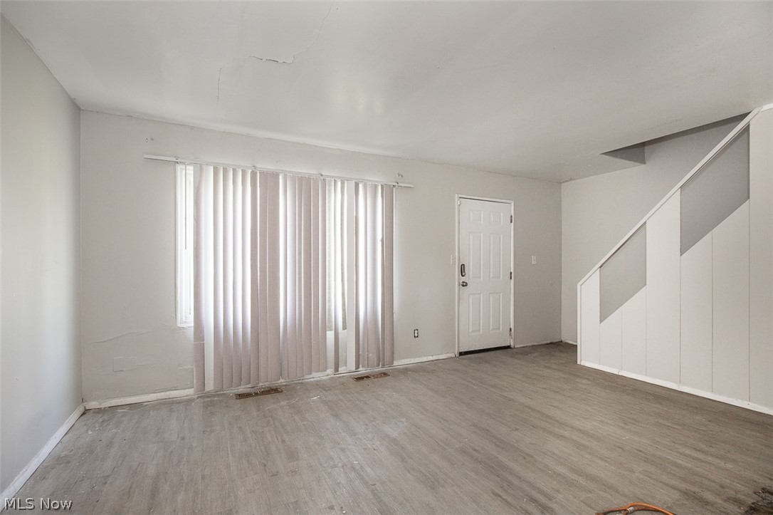 Brentwood Village 03 - Residential
