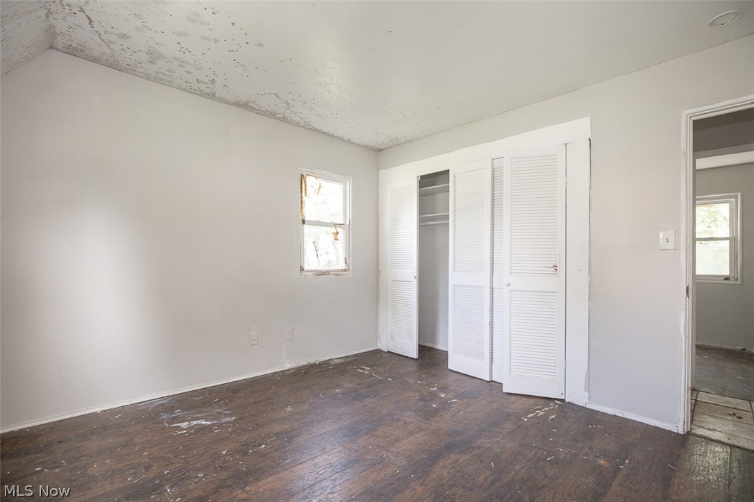Brentwood Village 03 - Residential