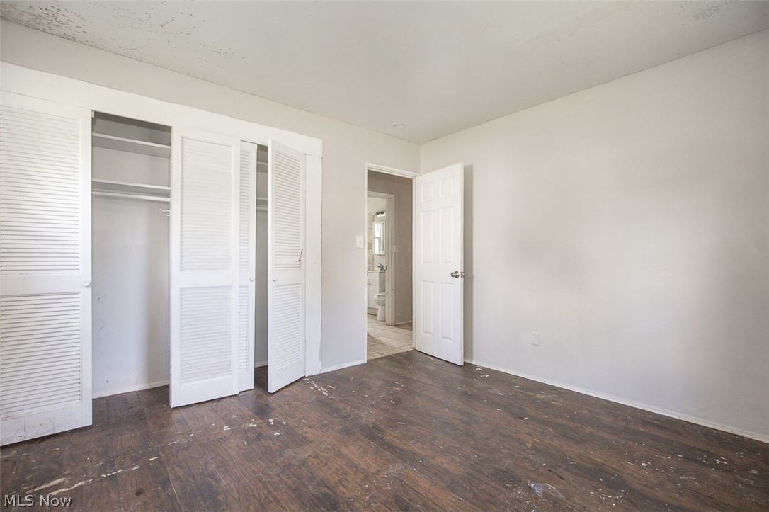 Brentwood Village 03 - Residential