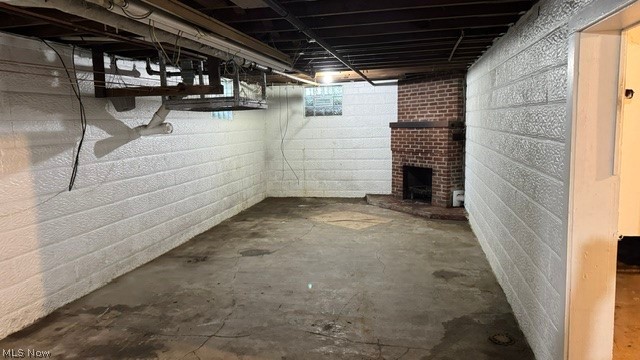 Salt Spg 12 - Residential