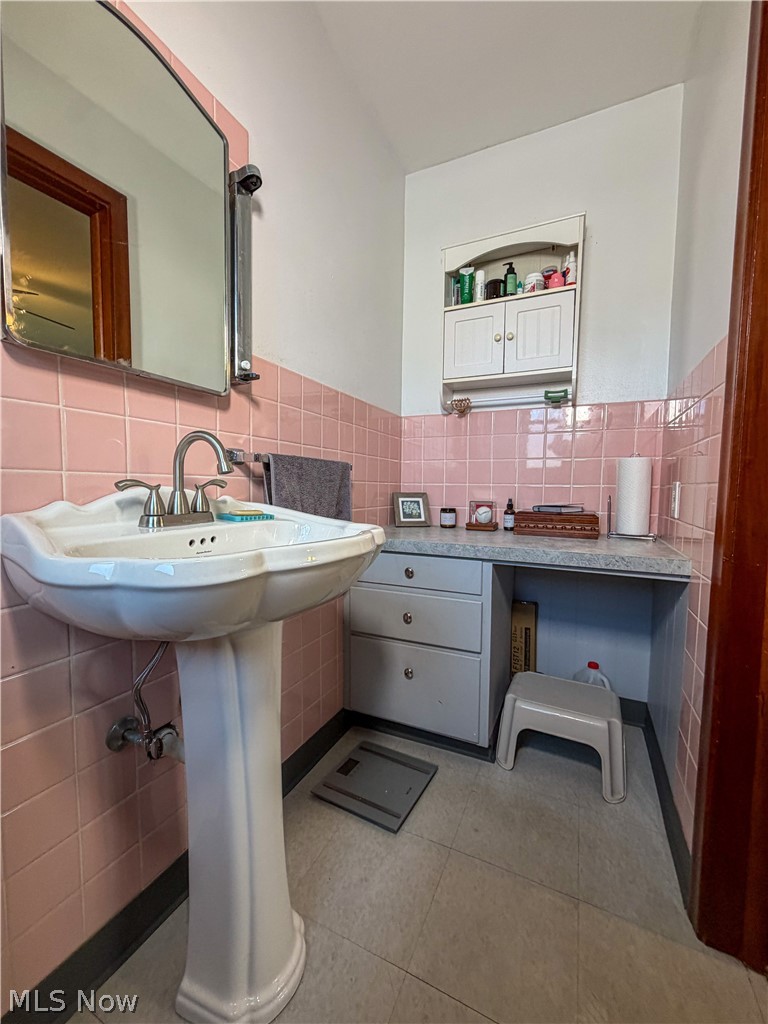 Kingston Lane - Residential
