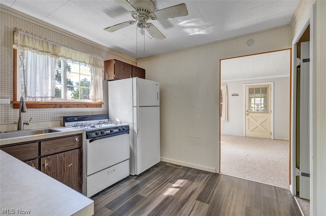 Gloria Glens Park - Residential
