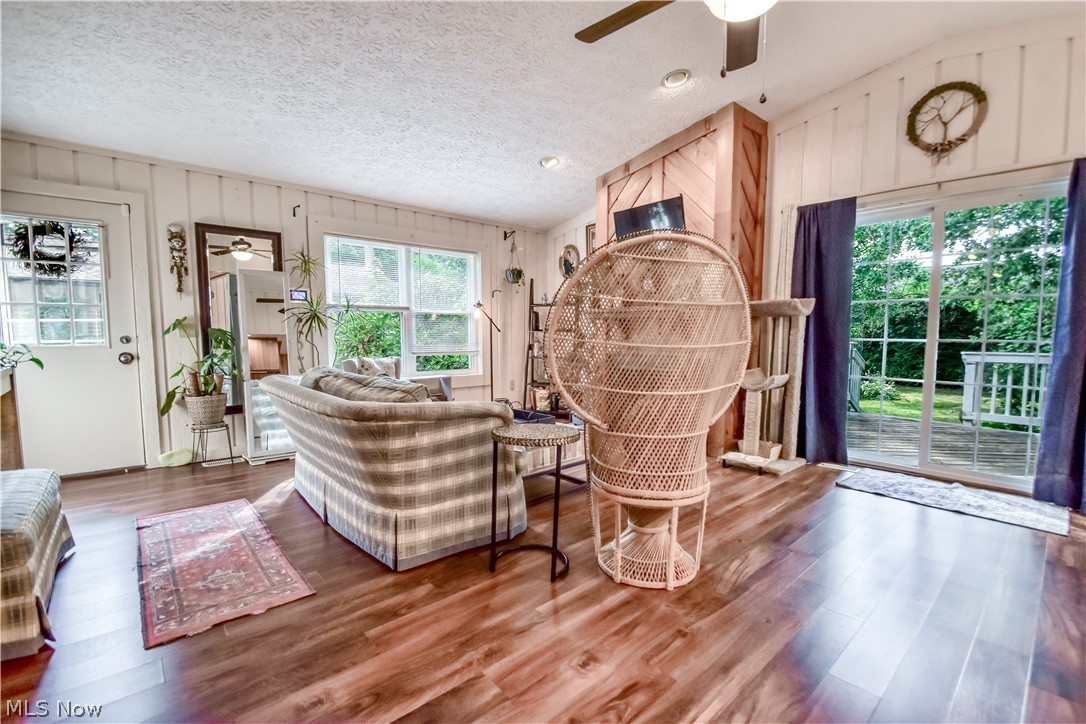 Cedar Glen Condo - Residential