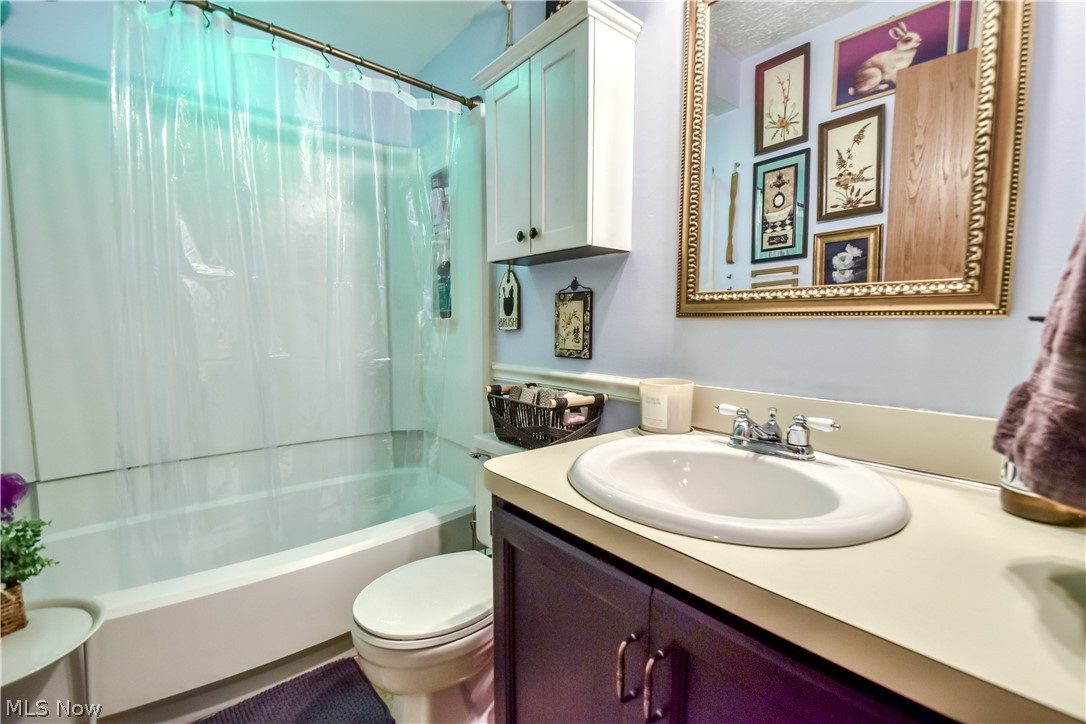 Cedar Glen Condo - Residential