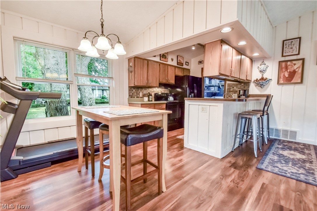 Cedar Glen Condo - Residential