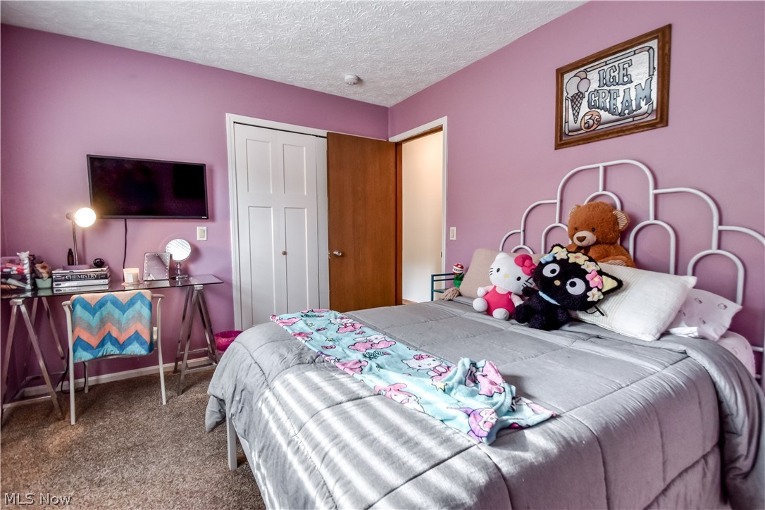 Cedar Glen Condo - Residential
