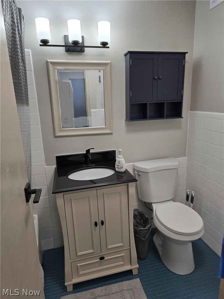 Marine Towers East Condo - Residential