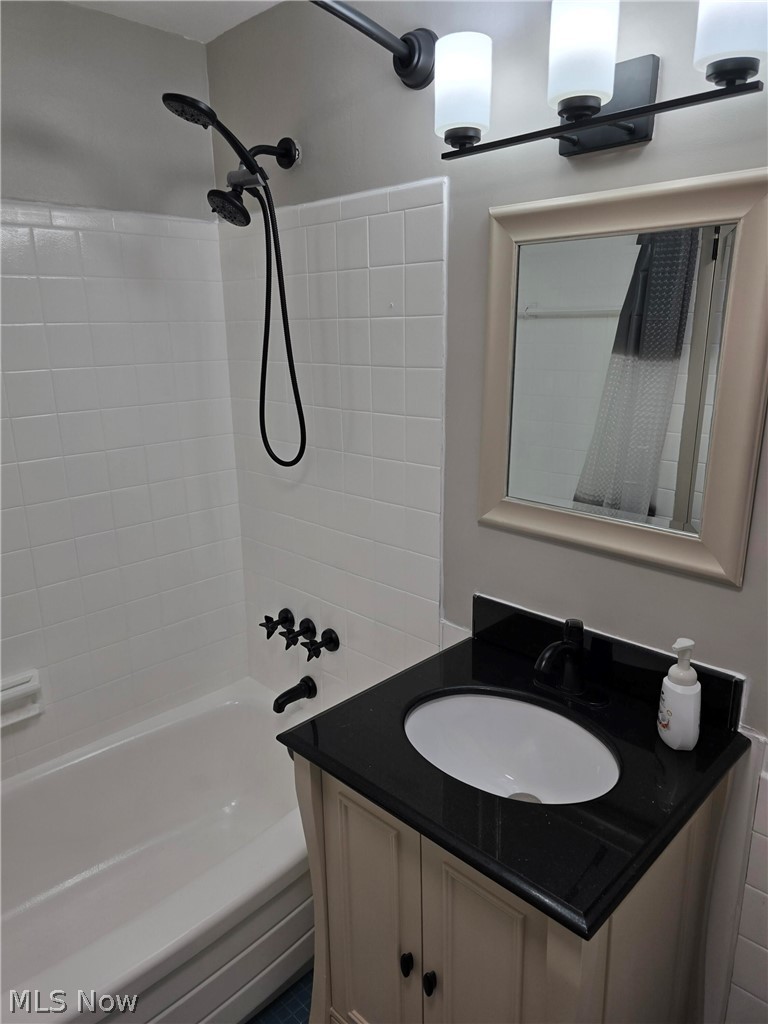 Marine Towers East Condo - Residential