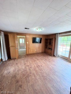 Briar Root Manor - Residential