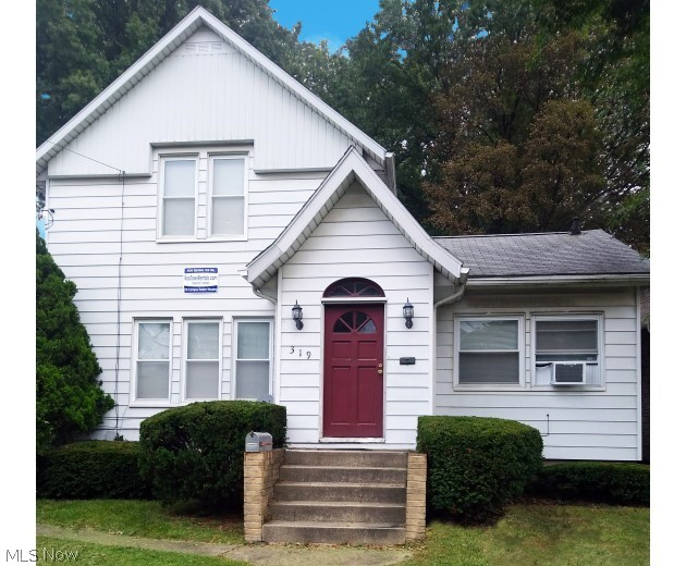 Located in the heart of off campus houses, this a great opportunity to own 8 contiguous parcels as a package of turnkey University of Akron student rentals! The 26 bedroom package consists of 2 duplexes, 3 single family houses and 2 additional single family houses each with 2 kitchens that could easily be converted into duplexes.There is also a large 16 space parking lot. 

Annual Income of $119,340, Utilities $7,992, Insurance $3,996, Tax $11,544, Lawn $2,802, Repair $2,493. Net Operating Income $88,053

Currently leased through July 2023; owner is in the process of renewing leases through July 2024. 

Fantastic cash flow opportunity!!