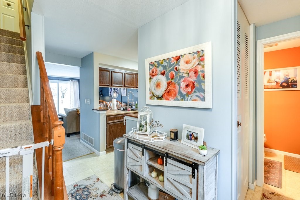 Woodland Lake Condo - Residential