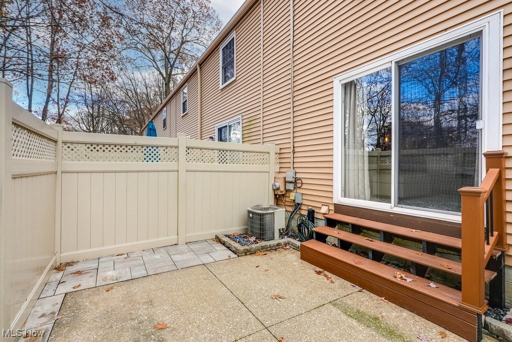 Woodland Lake Condo - Residential