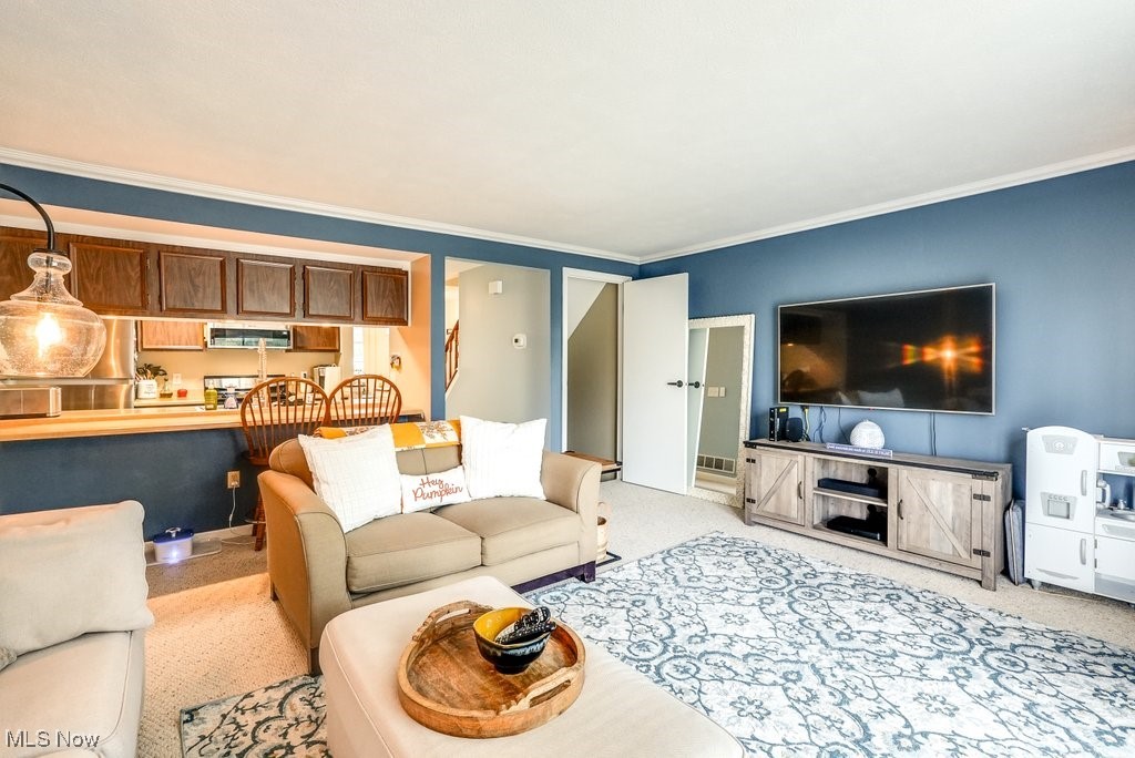 Woodland Lake Condo - Residential