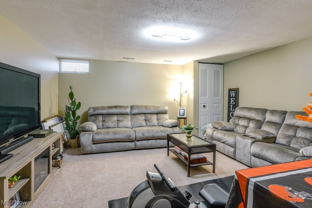 Woodland Lake Condo - Residential
