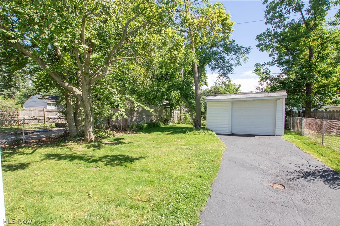 Maple Heights - Residential