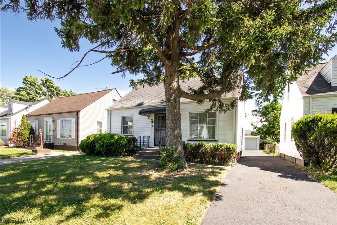 Maple Heights - Residential