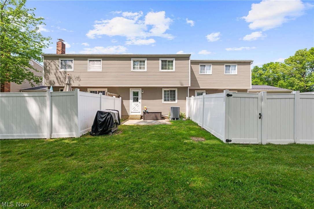 Chestnut Commons Condo - Residential