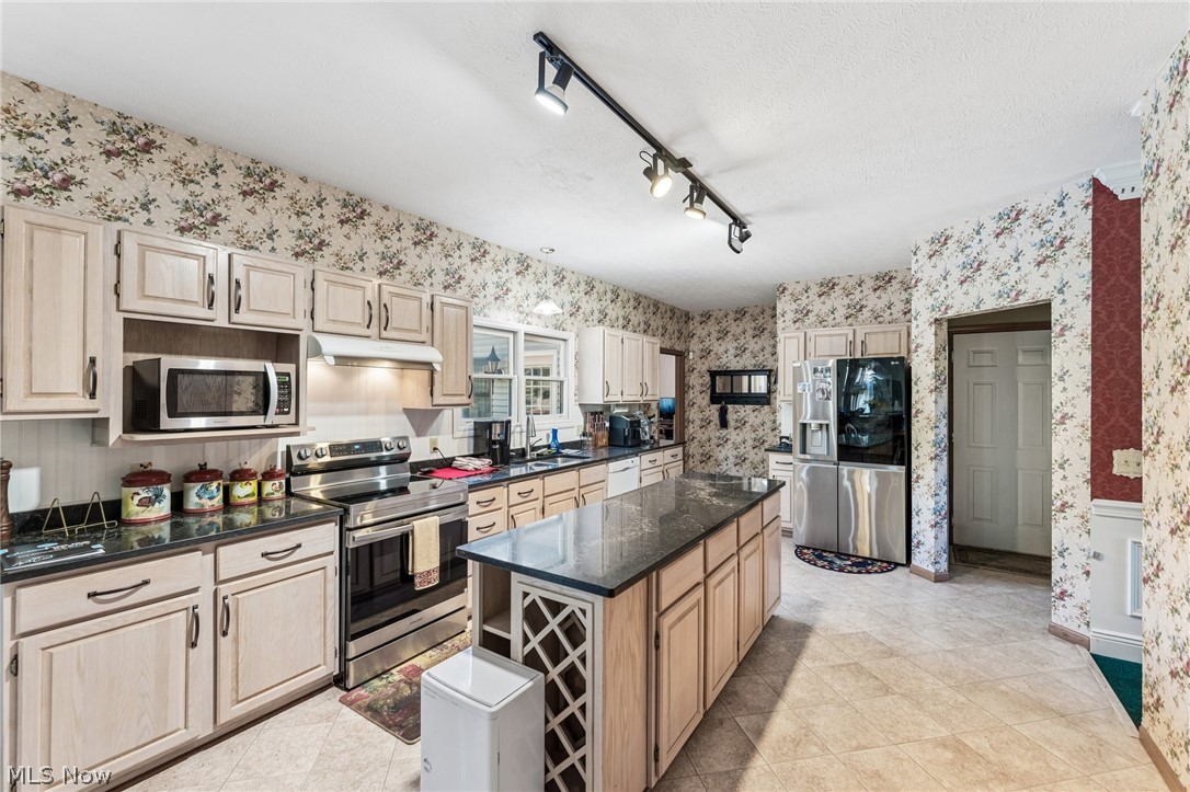 Whispering Creek Sub - Residential