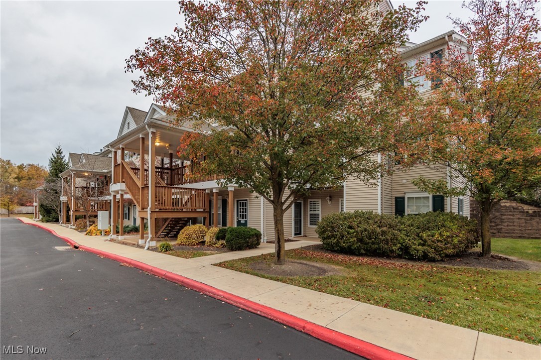 Lenox Rdg Condo Ph 02 - Residential