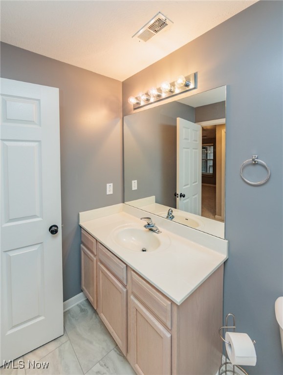 Lenox Rdg Condo Ph 02 - Residential
