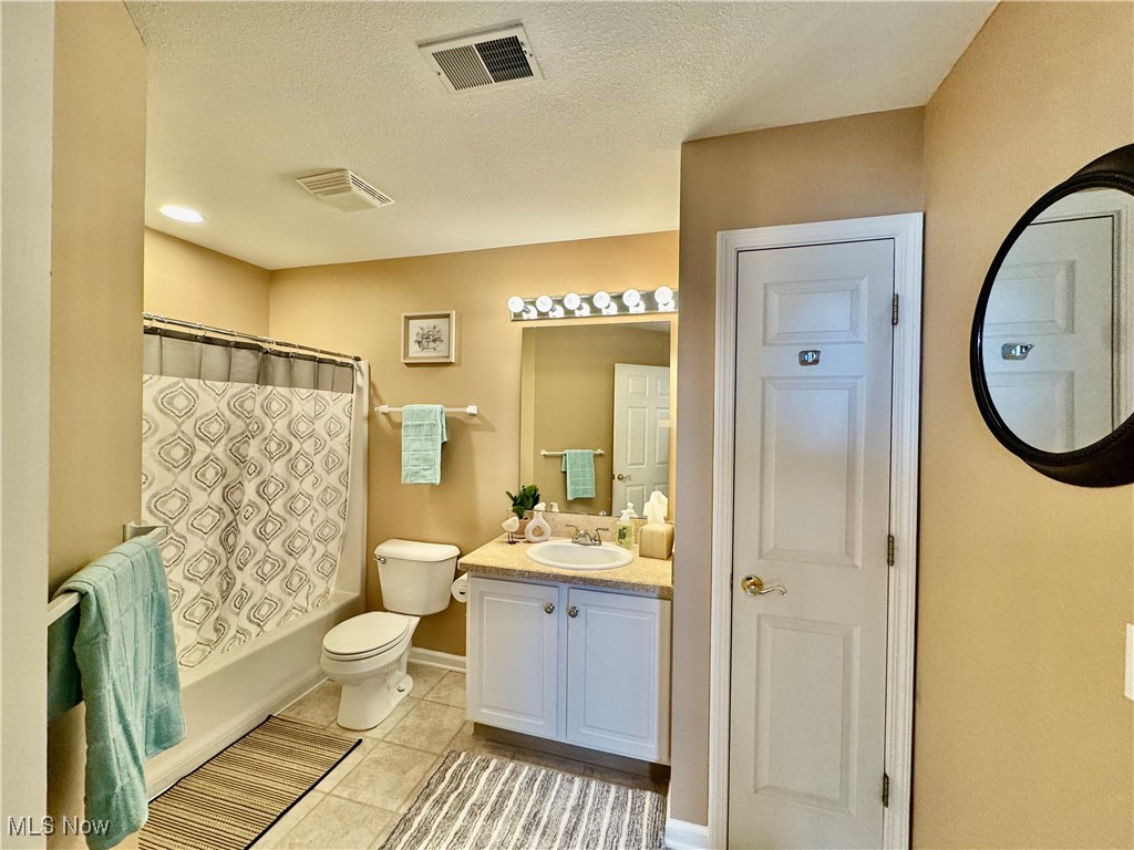 Woodland Run Condo - Residential