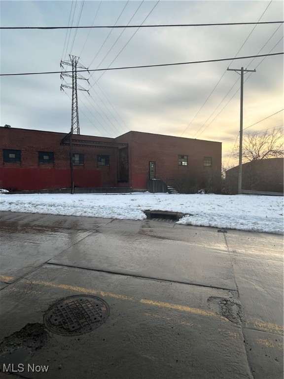 Collins - Commercial Sale
