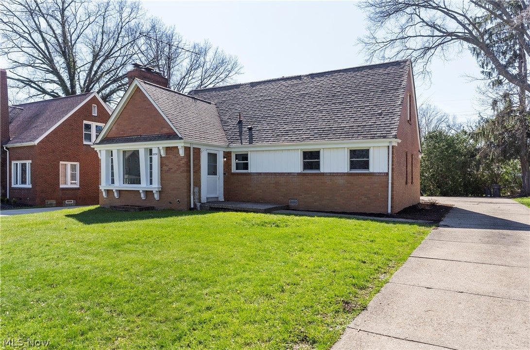 Old Mill Manor - Residential