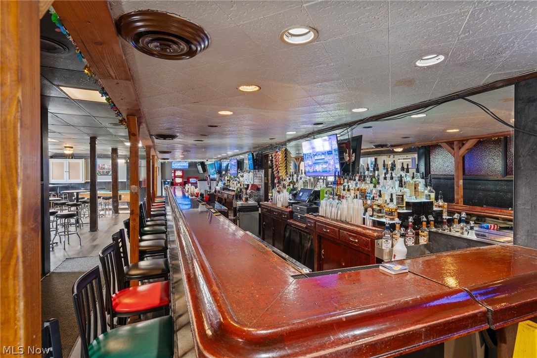 Hubbard Cooke Trustees - Commercial Sale