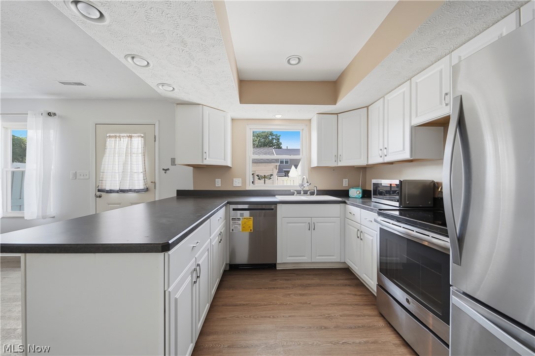 Country Club Twnhses North - Residential