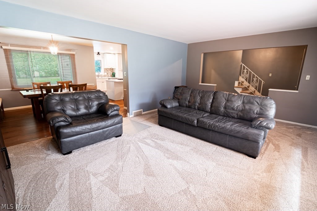 East Lynn Mdws - Residential