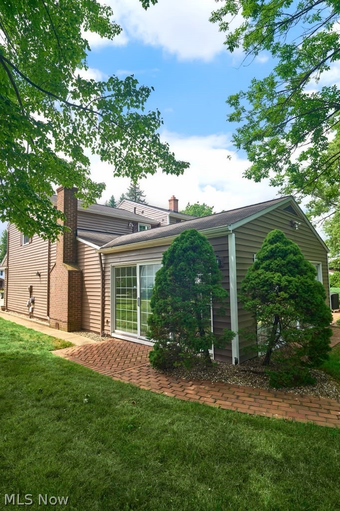 East Lynn Mdws - Residential