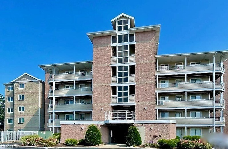 Marina Tower - Residential