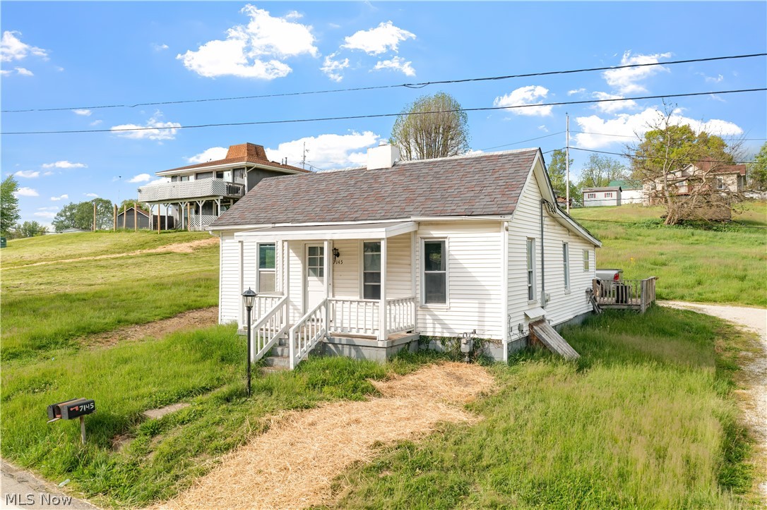 A great little starter home or investment property, this 2 bed 1 bath house is it. With over .5 acres close to town there is a lot to offer. Several updates have been done over the years: newer roof, windows, flooring, and more. Don't miss out on the opportunities here. Schedule to see it today.