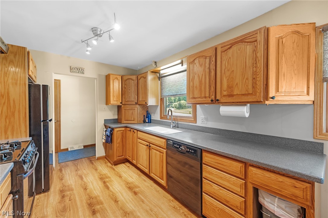Revere Vill Sub - Residential