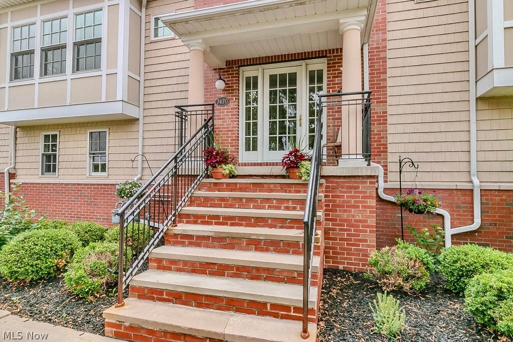 Center Street Village School Condo - Residential