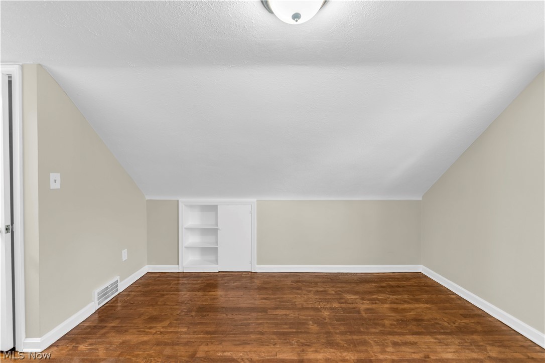 Union Properties Inc Resub 04 - Residential Lease