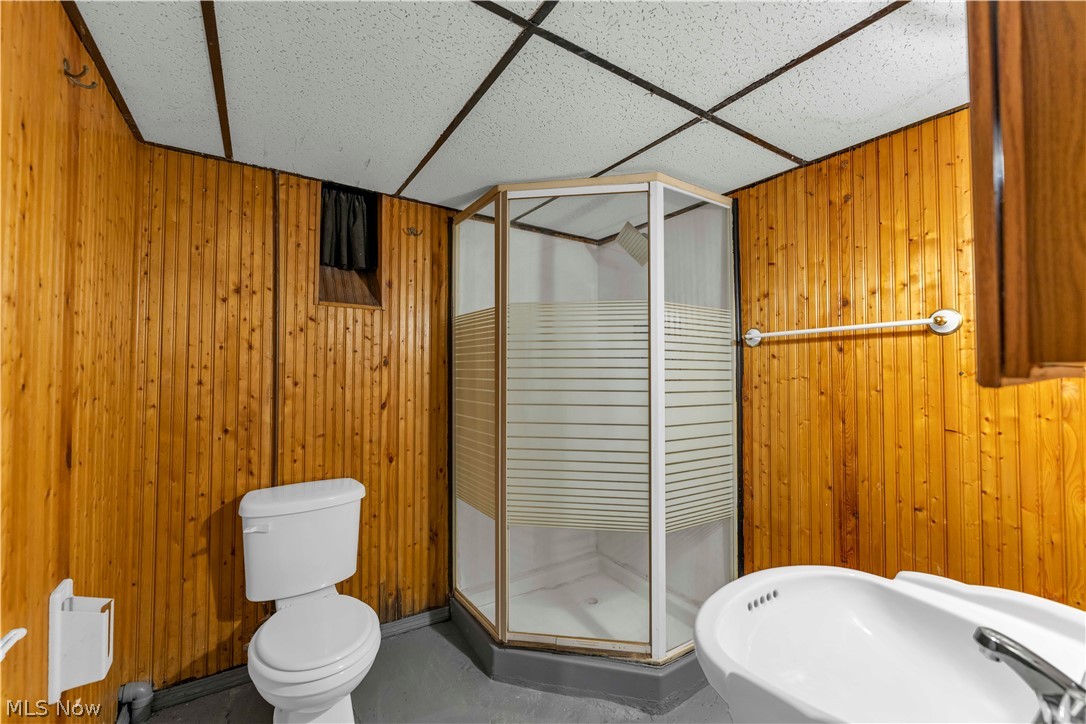 Union Properties Inc Resub 04 - Residential Lease
